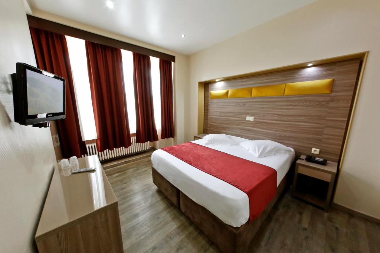 Hotel De France Saint-Gilles Eksteriør bilde