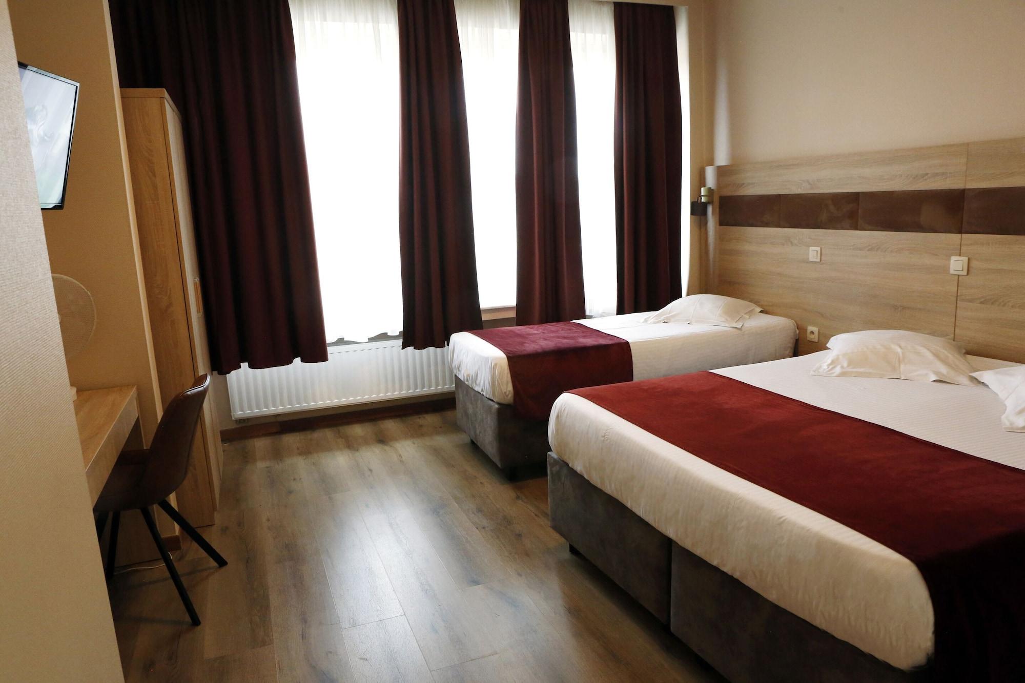 Hotel De France Saint-Gilles Eksteriør bilde