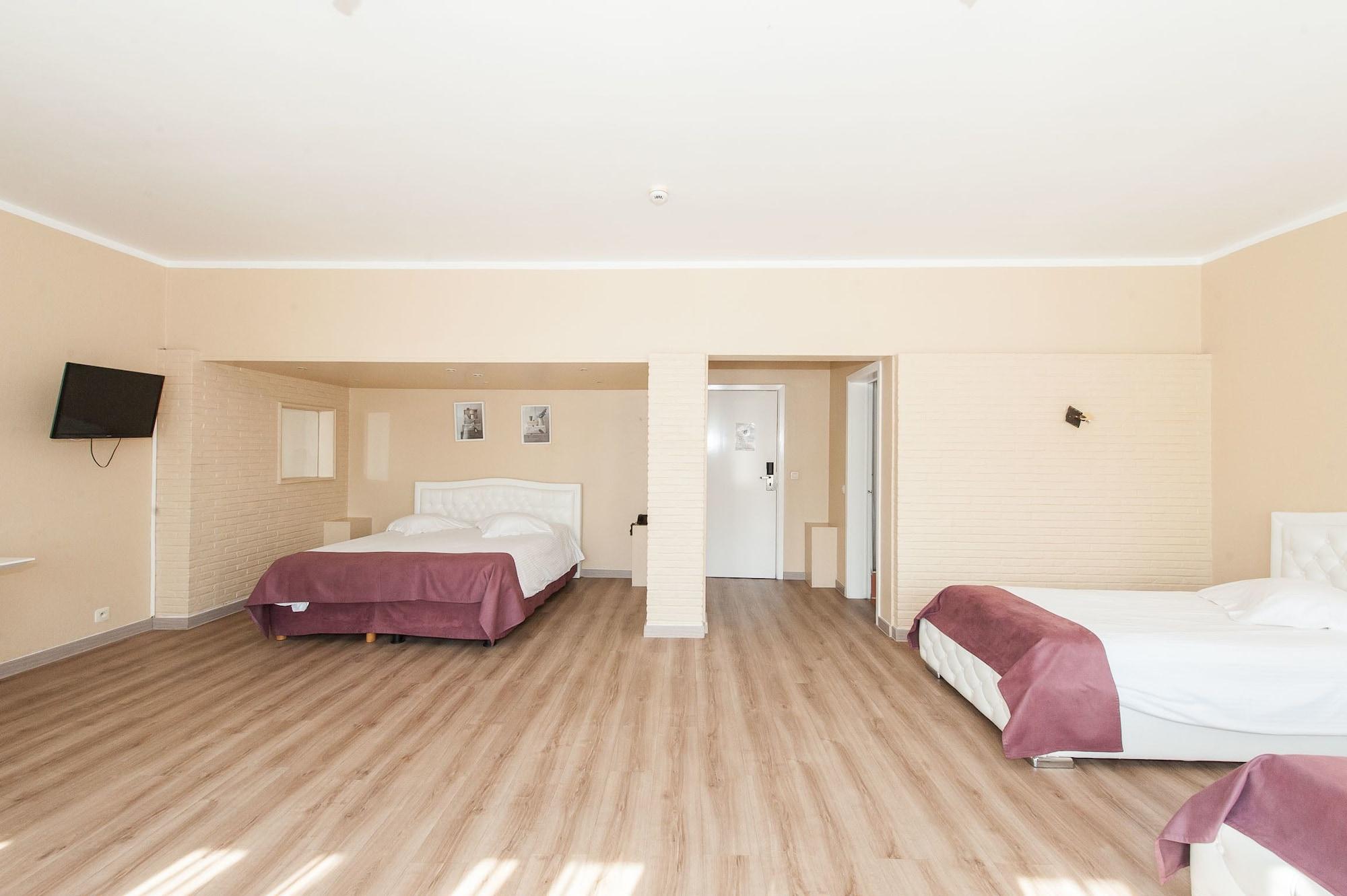 Hotel De France Saint-Gilles Eksteriør bilde