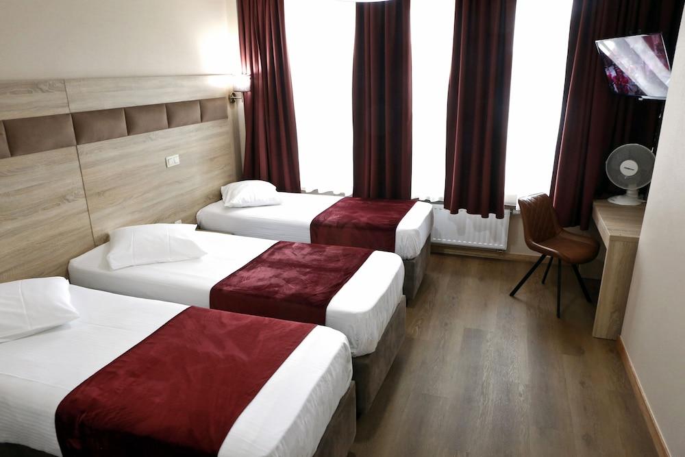 Hotel De France Saint-Gilles Eksteriør bilde