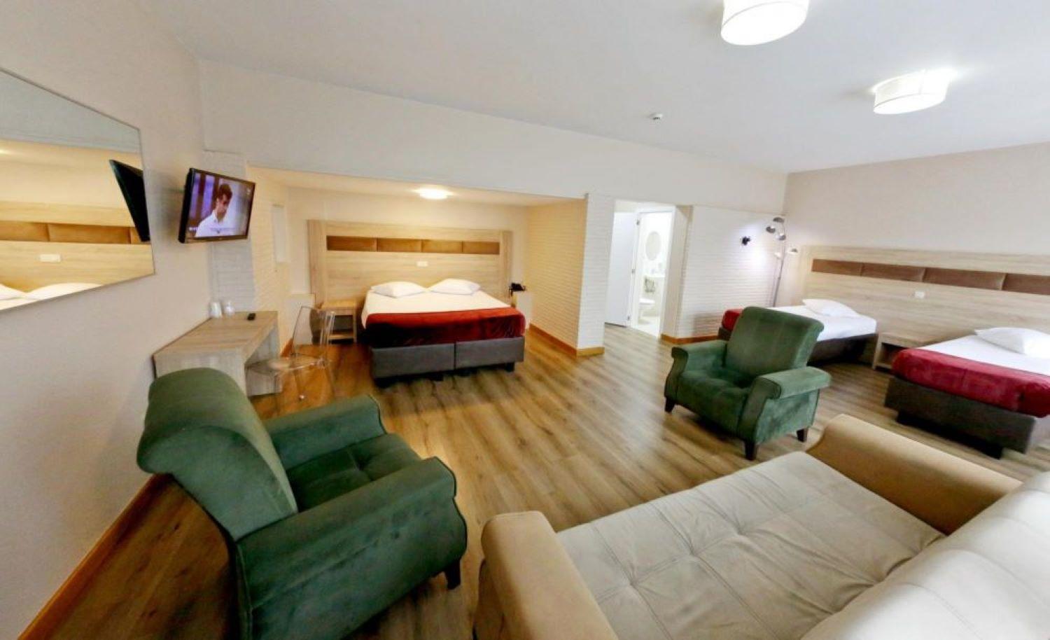 Hotel De France Saint-Gilles Eksteriør bilde
